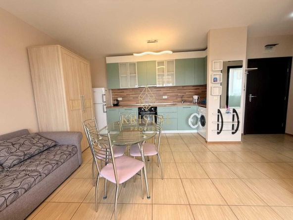 Двустаен апартамент в Несебър - 61 кв.м за 1312 €/кв.м - Снимка #1