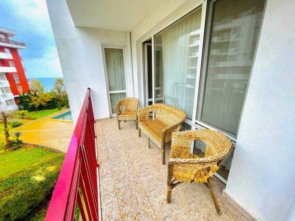 Двустаен апартамент в к.к. Слънчев бряг - 69 кв.м за 1203 €/кв.м - Снимка #1