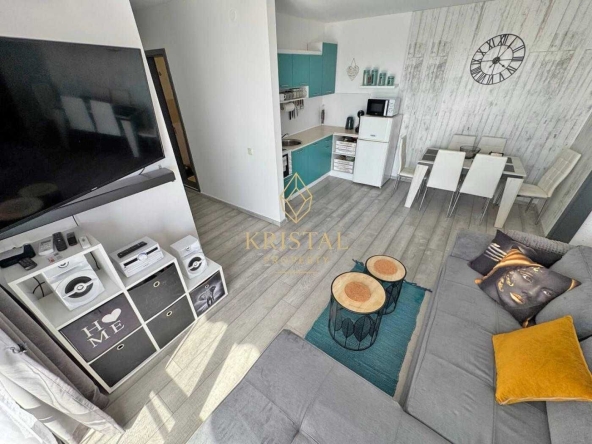 Двустаен апартамент в к.к. Слънчев бряг - 57 кв.м за 1244 €/кв.м - Снимка #1