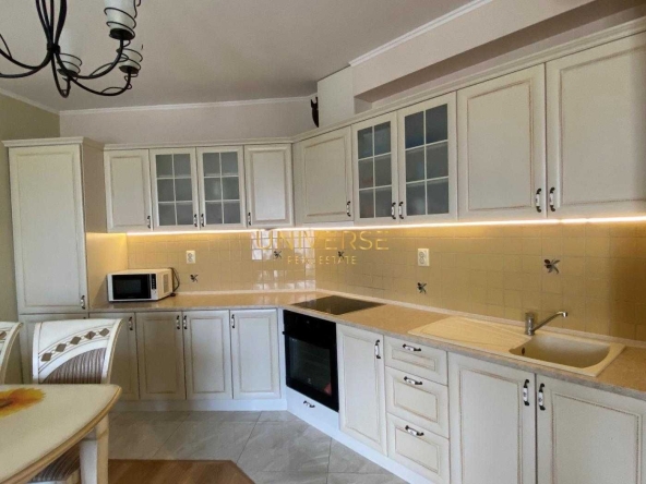 Тристаен апартамент в к.к. Слънчев бряг - 90 кв.м за 1400 €/кв.м - Снимка #1