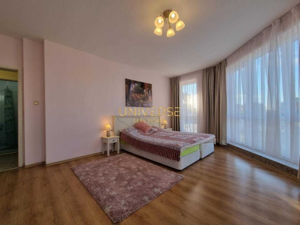 Тристаен апартамент в к.к. Слънчев бряг - 116 кв.м за 845 €/кв.м - Снимка #1