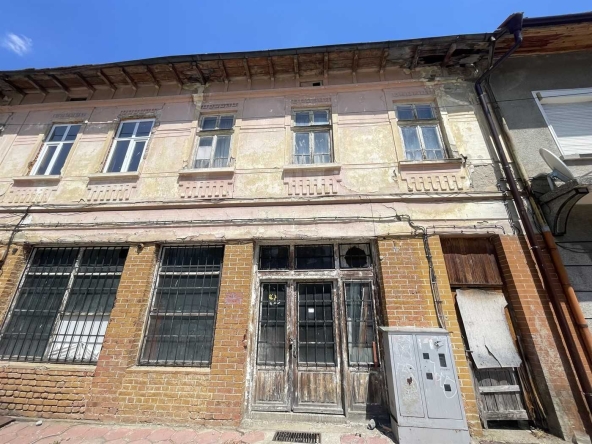 Етаж от къща в Габрово, Център - 166 кв.м за 139 €/кв.м - Снимка #1