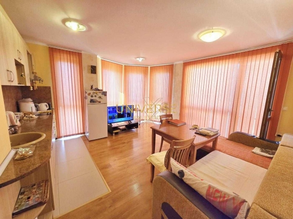 Двустаен апартамент в к.к. Слънчев бряг - 65 кв.м за 1231 €/кв.м - Снимка #1