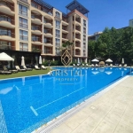 Двустаен апартамент в к.к. Слънчев бряг - 50 кв.м за 1660 €/кв.м - Снимка #1