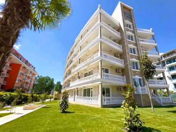 Едностаен апартамент в к.к. Слънчев бряг - 42 кв.м за 911 €/кв.м - Снимка #1