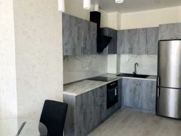 Дава се под наем Двустаен апартамент в Пловдив, Каменица 1 - 50 кв.м за 273.87 € - Снимка #1