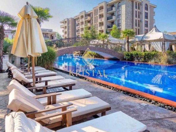 Двустаен апартамент в к.к. Слънчев бряг - 52 кв.м за 2039 €/кв.м - Снимка #1