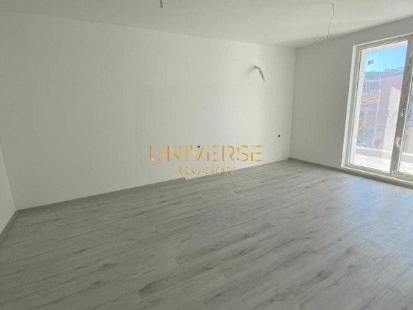 Двустаен апартамент в к.к. Слънчев бряг - 61 кв.м за 745 €/кв.м - Снимка #1