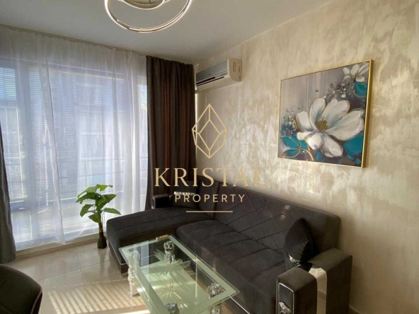 Двустаен апартамент в к.к. Слънчев бряг - 52 кв.м за 736 €/кв.м - Снимка #1