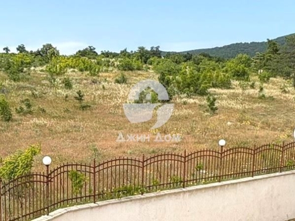 Тристаен апартамент в с. Кошарица, Област Бургас - 72 кв.м за 1049 €/кв.м - Снимка #1