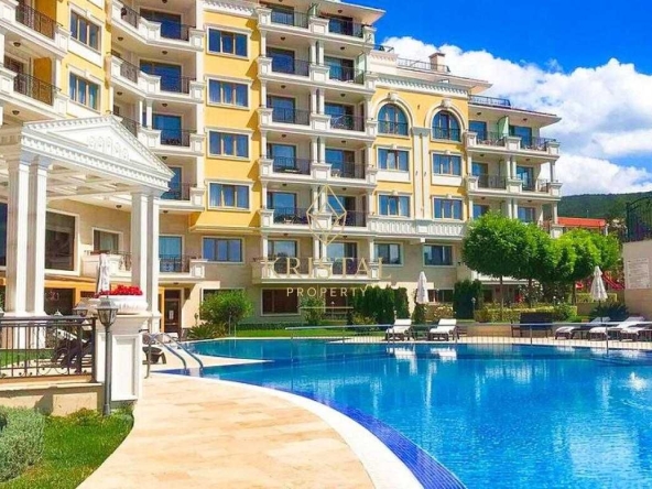 Двустаен апартамент в Свети Влас - 52 кв.м за 2212 €/кв.м - Снимка #1