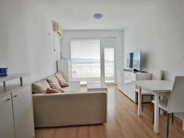 Двустаен апартамент в с. Тънково, Област Бургас - 45 кв.м за 1112 €/кв.м - Снимка #1