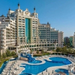 Двустаен апартамент в Поморие - 75 кв.м за 378 €/кв.м - Снимка #1