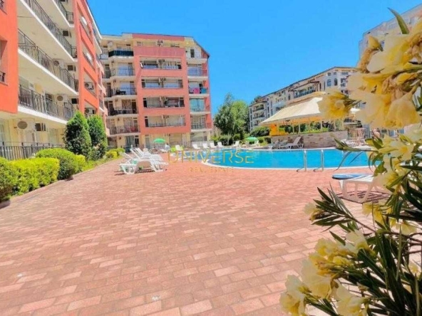 Двустаен апартамент в к.к. Слънчев бряг - 60 кв.м за 1050 €/кв.м - Снимка #1