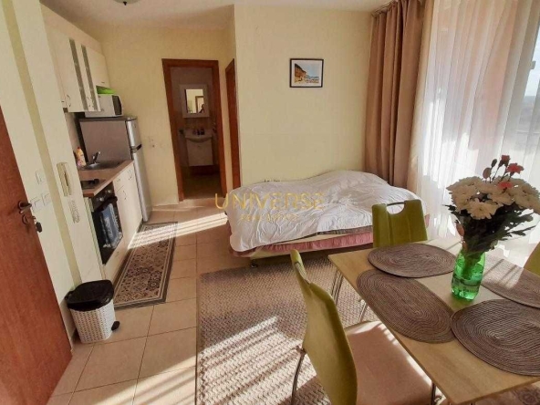 Тристаен апартамент в к.к. Слънчев бряг - 65 кв.м за 1200 €/кв.м - Снимка #1