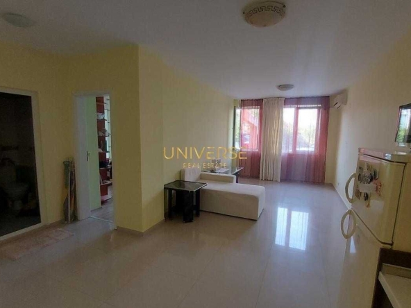 Двустаен апартамент в Поморие - 64 кв.м за 1157 €/кв.м - Снимка #1