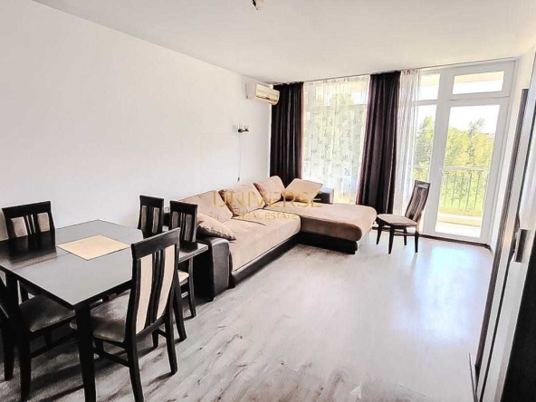 Тристаен апартамент в к.к. Слънчев бряг - 100 кв.м за 1020 €/кв.м - Снимка #1