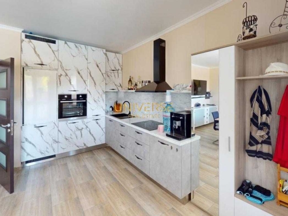 Къща в с. Кошарица, Област Бургас - 160 кв.м за 1057 €/кв.м - Снимка #1