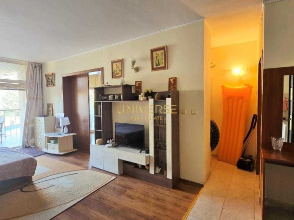 Двустаен апартамент в к.к. Слънчев бряг - 66 кв.м за 1250 €/кв.м - Снимка #1