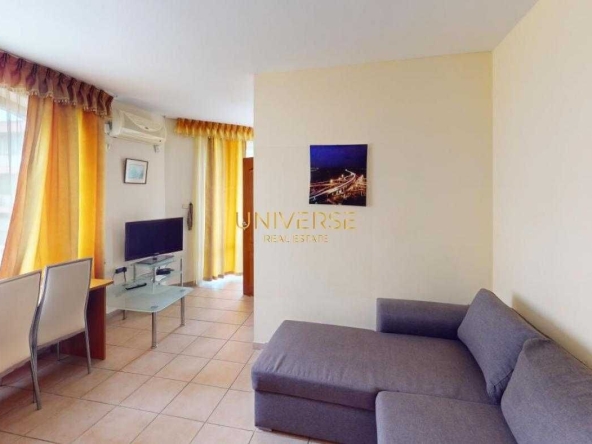 Тристаен апартамент в к.к. Слънчев бряг - 74 кв.м за 973 €/кв.м - Снимка #1