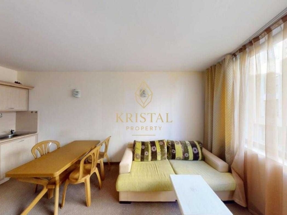 Двустаен апартамент в к.к. Слънчев бряг - 63 кв.м за 1096 €/кв.м - Снимка #1