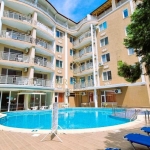 Двустаен апартамент в к.к. Слънчев бряг - 45 кв.м за 680 €/кв.м - Снимка #1