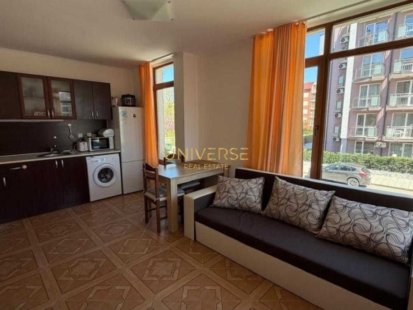 Двустаен апартамент в к.к. Слънчев бряг - 53 кв.м за 688 €/кв.м - Снимка #1
