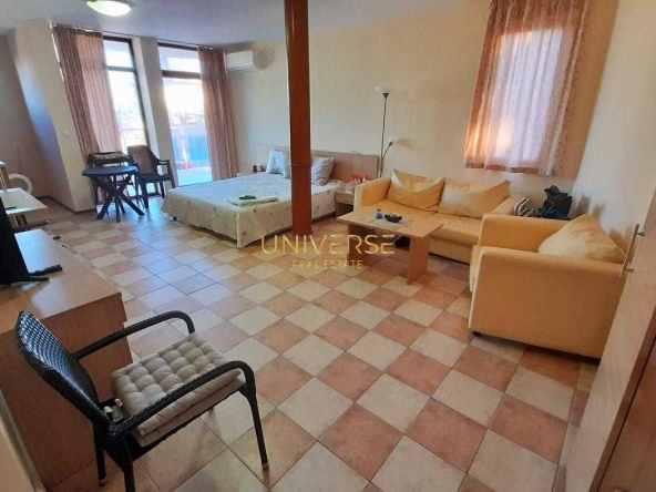 Двустаен апартамент в к.к. Слънчев бряг - 60 кв.м за 706 €/кв.м - Снимка #1
