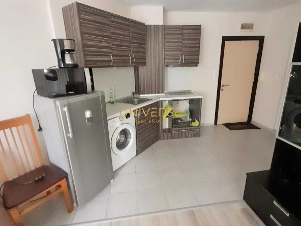 Двустаен апартамент в к.к. Слънчев бряг - 60 кв.м за 1225 €/кв.м - Снимка #1