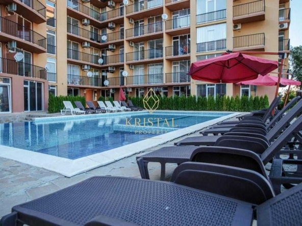 Двустаен апартамент в к.к. Слънчев бряг - 65 кв.м за 1016 €/кв.м - Снимка #1