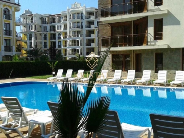 Двустаен апартамент в к.к. Слънчев бряг - 62 кв.м за 736 €/кв.м - Снимка #1