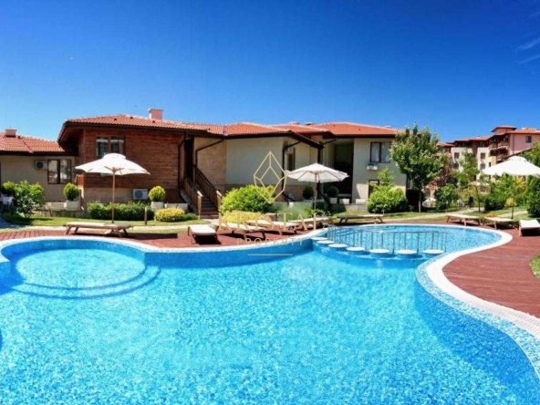 Двустаен апартамент в Свети Влас - 60 кв.м за 804 €/кв.м - Снимка #1