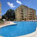 Двустаен апартамент в к.к. Слънчев бряг - 63 кв.м за 769 €/кв.м - Снимка #1