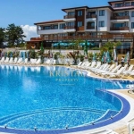 Двустаен апартамент в к.к. Слънчев бряг - 67 кв.м за 999 €/кв.м - Снимка #1