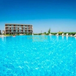 Двустаен апартамент в к.к. Слънчев бряг - 64 кв.м за 1016 €/кв.м - Снимка #1