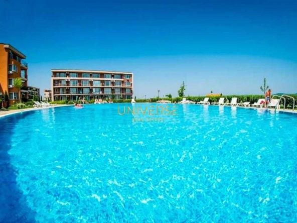 Двустаен апартамент в к.к. Слънчев бряг - 64 кв.м за 1016 €/кв.м - Снимка #1