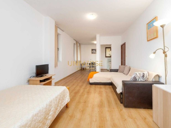 Двустаен апартамент в к.к. Слънчев бряг - 91 кв.м за 530 €/кв.м - Снимка #1