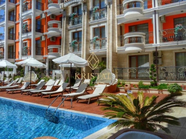 Двустаен апартамент в к.к. Слънчев бряг - 62 кв.м за 1517 €/кв.м - Снимка #1