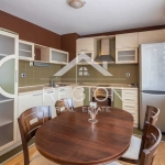 Дава се под наем Тристаен апартамент в Варна, Център - 90 кв.м за 510 € - Снимка #1