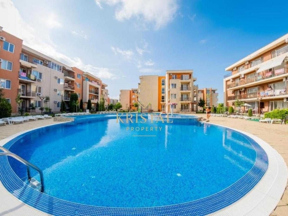 Тристаен апартамент в к.к. Слънчев бряг - 65 кв.м за 1200 €/кв.м - Снимка #1