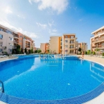 Тристаен апартамент в к.к. Слънчев бряг - 65 кв.м за 620 €/кв.м - Снимка #1