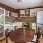 Дава се под наем Тристаен апартамент в Варна, Колхозен пазар - 90 кв.м за 500 € - Снимка #1