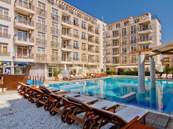 Двустаен апартамент в к.к. Слънчев бряг - 55 кв.м за 733 €/кв.м - Снимка #1