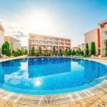 Двустаен апартамент в к.к. Слънчев бряг - 56 кв.м за 1063 €/кв.м - Снимка #1