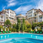 Двустаен апартамент в Несебър - 68 кв.м за 975 €/кв.м - Снимка #1