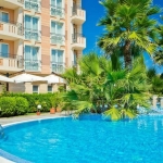 Двустаен апартамент в к.к. Слънчев бряг - 86 кв.м за 930 €/кв.м - Снимка #1