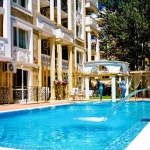 Тристаен апартамент в к.к. Слънчев бряг - 102 кв.м за 1226 €/кв.м - Снимка #1