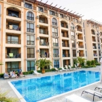 Тристаен апартамент в к.к. Елените - 82 кв.м за 842 €/кв.м - Снимка #1