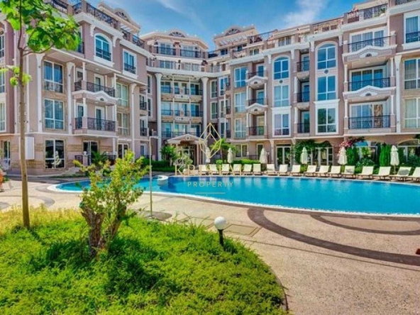 Тристаен апартамент в к.к. Слънчев бряг - 91 кв.м за 1418 €/кв.м - Снимка #1