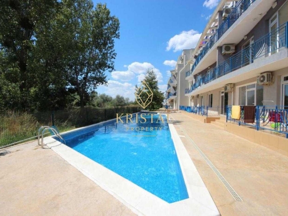 Двустаен апартамент в к.к. Слънчев бряг - 50 кв.м за 1160 €/кв.м - Снимка #1